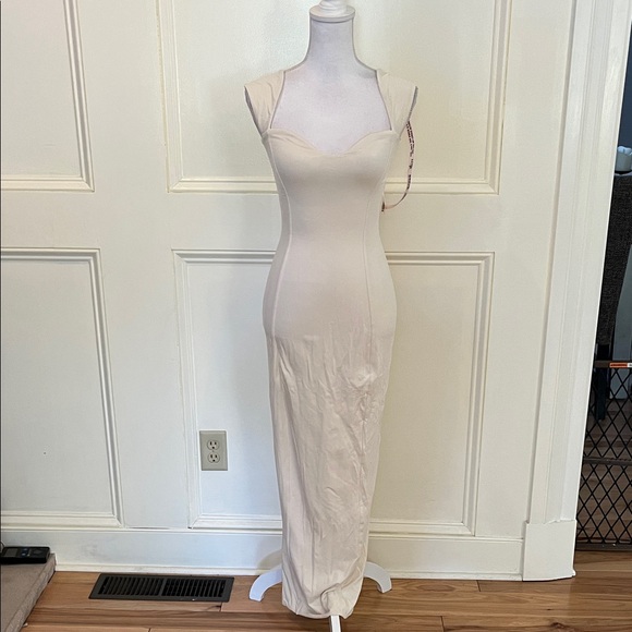 Oh Polly Dresses & Skirts - Oh Polly Cream Maxi Dress